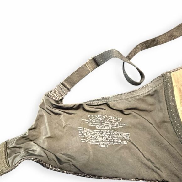 VICTORIA’S SECRET Women’s Heather Gray Padded Perfect Coverage Bra Size 38DD - Picture 3 of 3